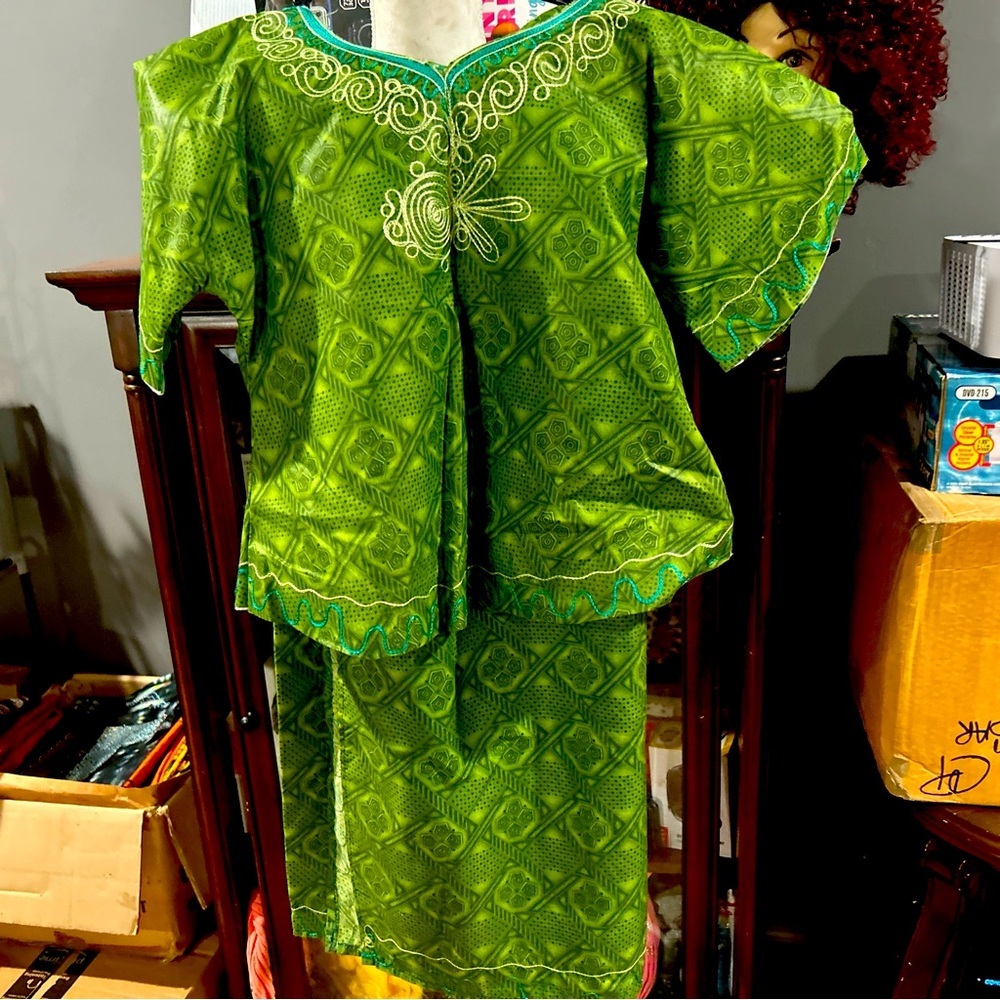 VTG African Nigeria Iro and Buba Girl’s Set